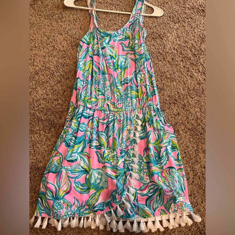 Size small Lilly Pulitzer hidden romper EUC